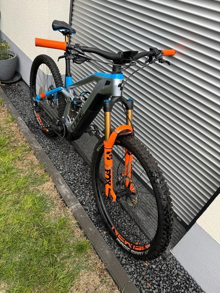 Cube Stereo Hybrid 140 HPC Actionteam – Modelljahr 2021