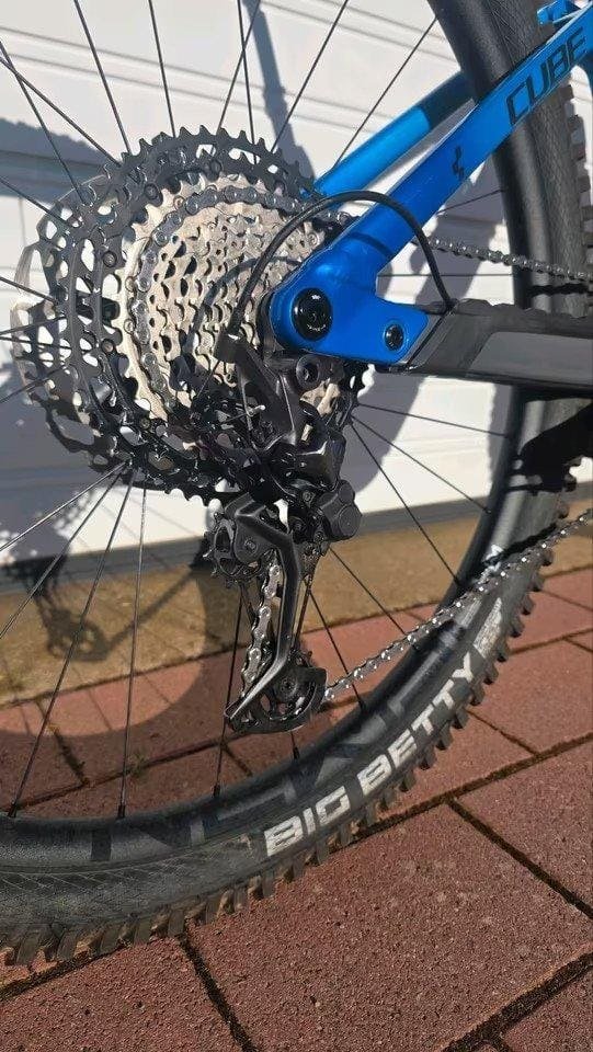 Cube Stereo Hybrid 140 HPC Actionteam – Modelljahr 2022